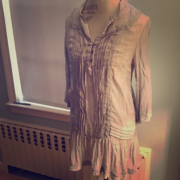 Cute dress- great for fall - Picture 1 of 3